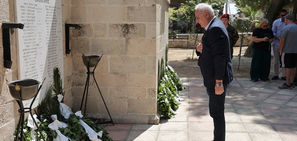 62 μαρτυρες
