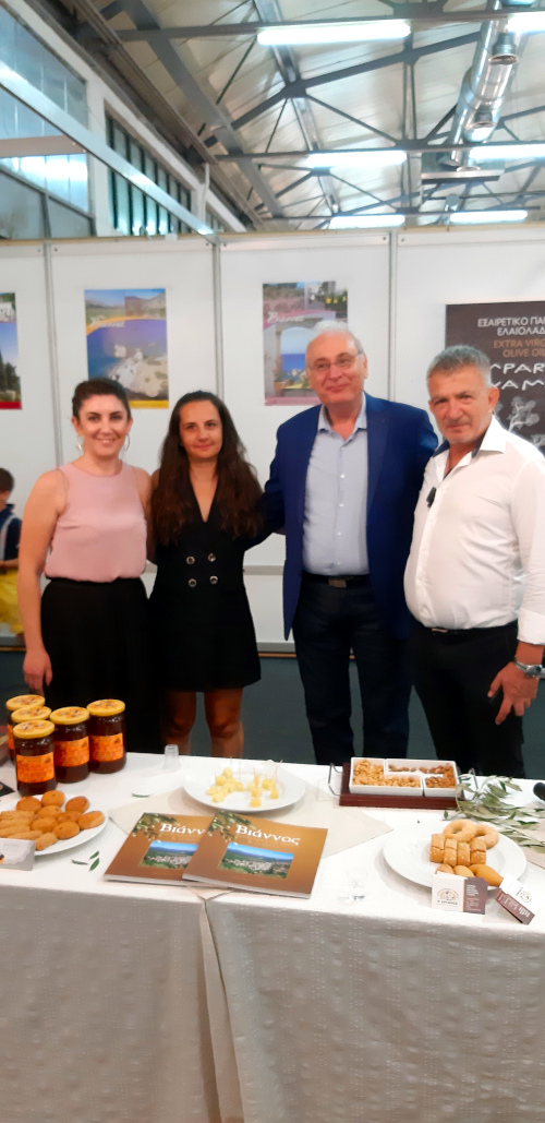 symmetochi-dimou-viannou-stin-13-agroktinotrofiki-ekthesi-arkalochoriou-1.jpg